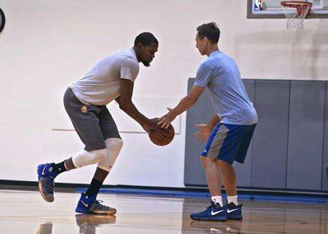 他们在主场 他们在主场