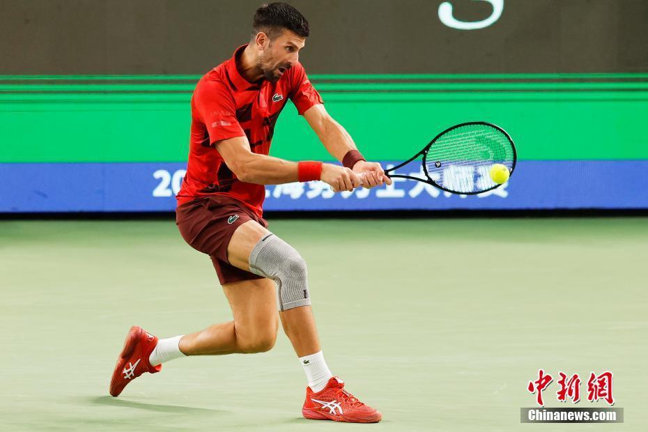 场球员通过 场球员通过